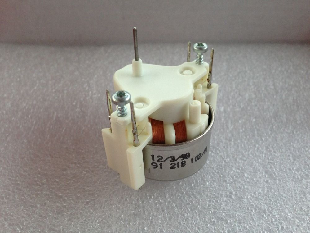 BMWSM2_1.jpg MPG Stepper Motor for BMW Instrument Cluster