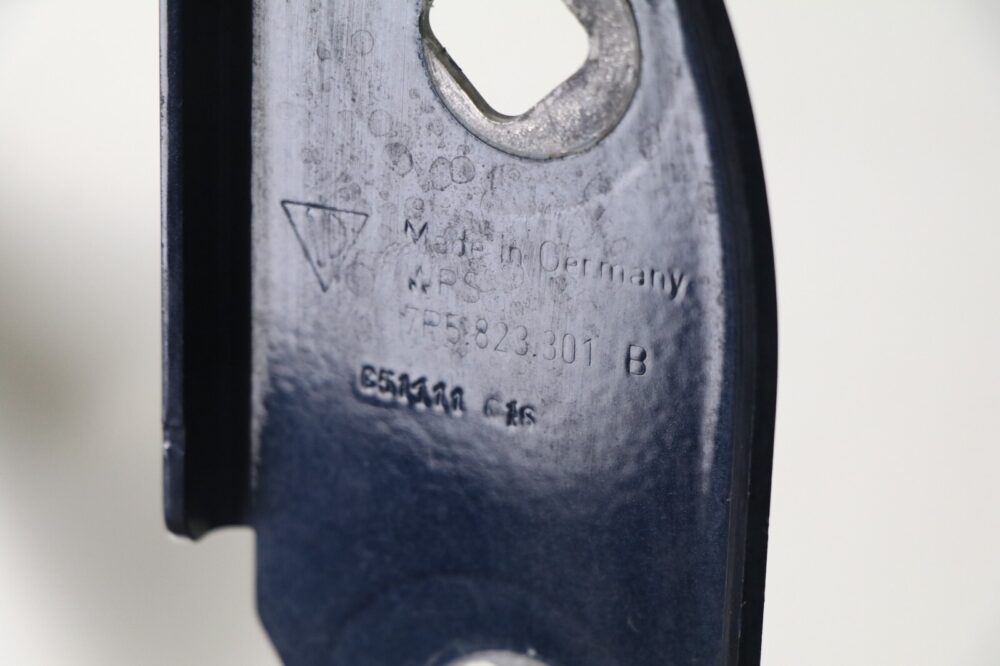11-14 Porsche Cayenne (958) Front Left & Right Hood Hinge Set Of 2 Blue