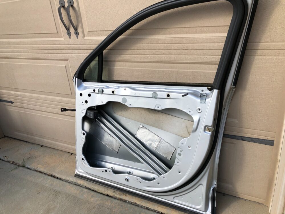 11-18 Porsche Cayenne Right Front Passenger Door OEM Silver Metallic