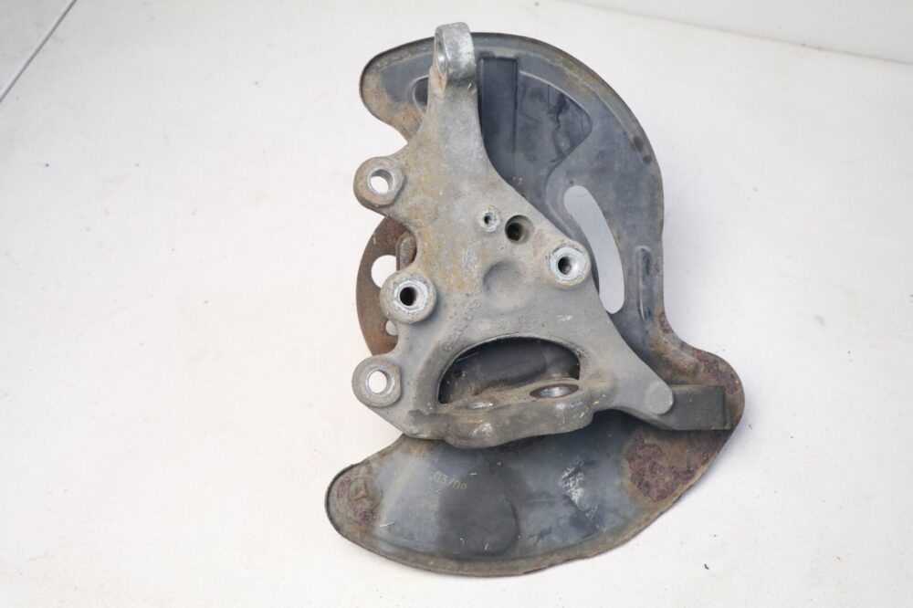 57-1365.jpg Mercedes R171 Slk350 Clk350 C350 Front Left Driver Spindle Knuckle Hub OEM