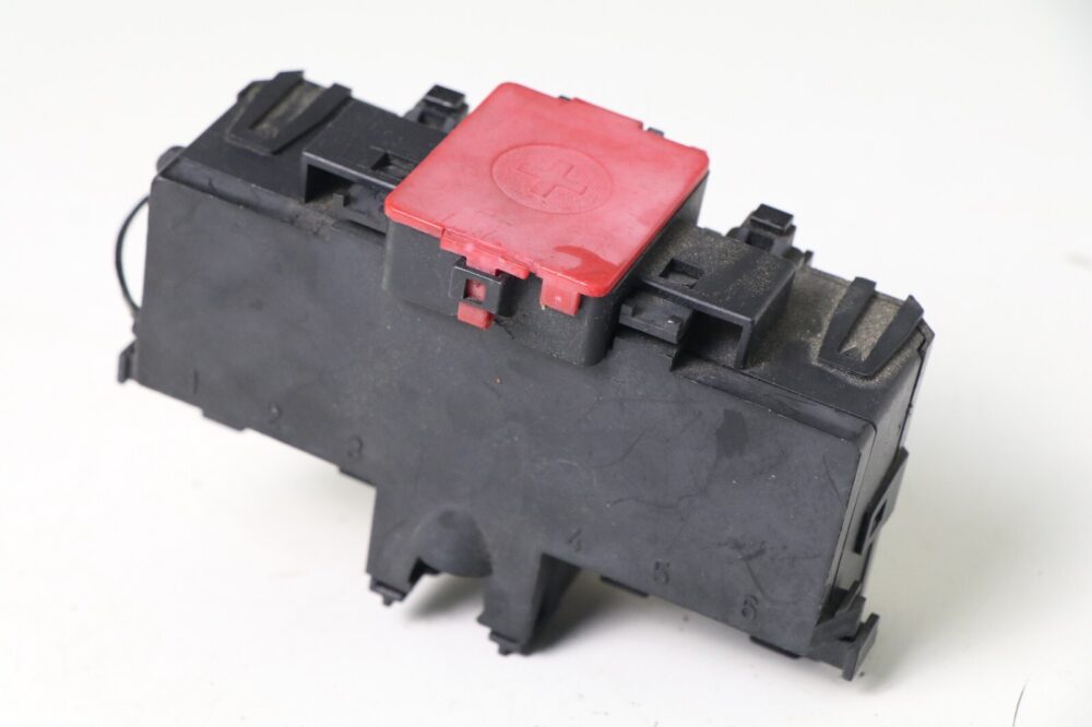 01-11 W209 W203 Mercedes Positive Battery Terminal Mega Fuse Junction Box OEM #2