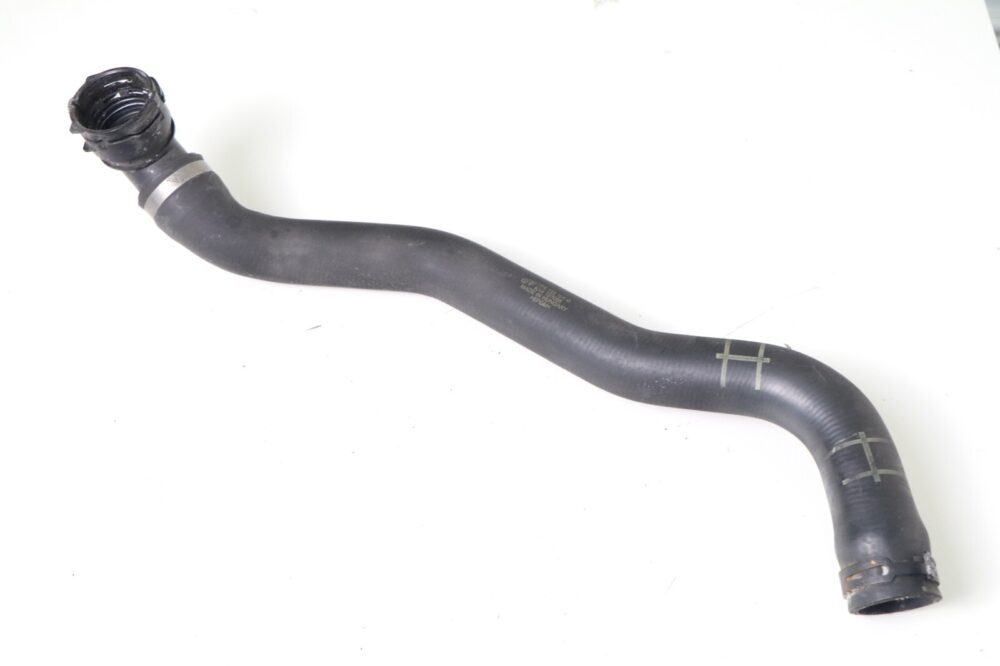2011-2018 Porsche Cayenne 4.8l - Radiator Coolant Hose / Line (supply) OEM