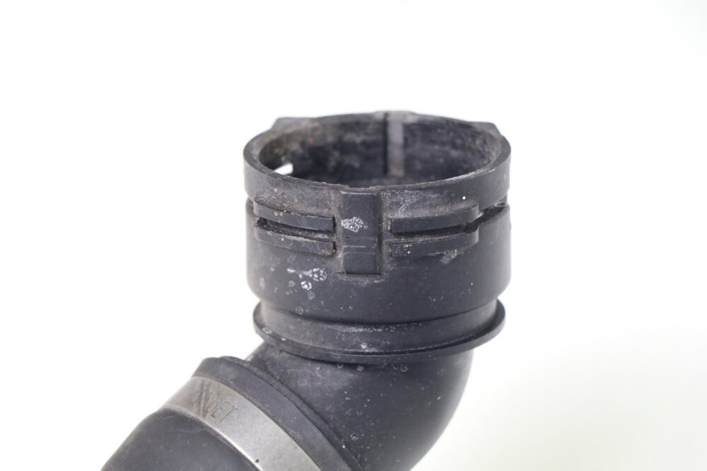 2011-2018 Porsche Cayenne 4.8l - Radiator Coolant Hose / Line (supply) OEM