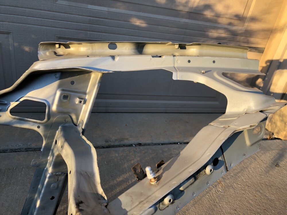 2011-2014 Porsche Cayenne S Left Driver Side Front Frame Rail Apron Clip Cut OEM