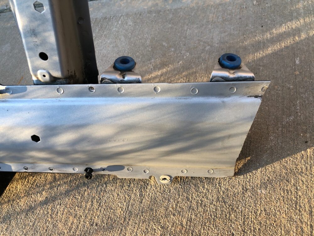 2011-2014 Porsche Cayenne S Left Driver Side Front Frame Rail Apron Clip Cut OEM