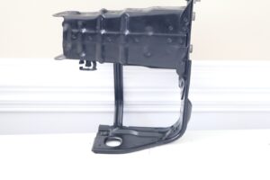 Â 03-09 Mercedes W209 Clk350 Front Right Side Bumper Reinforcement Bracket OEM