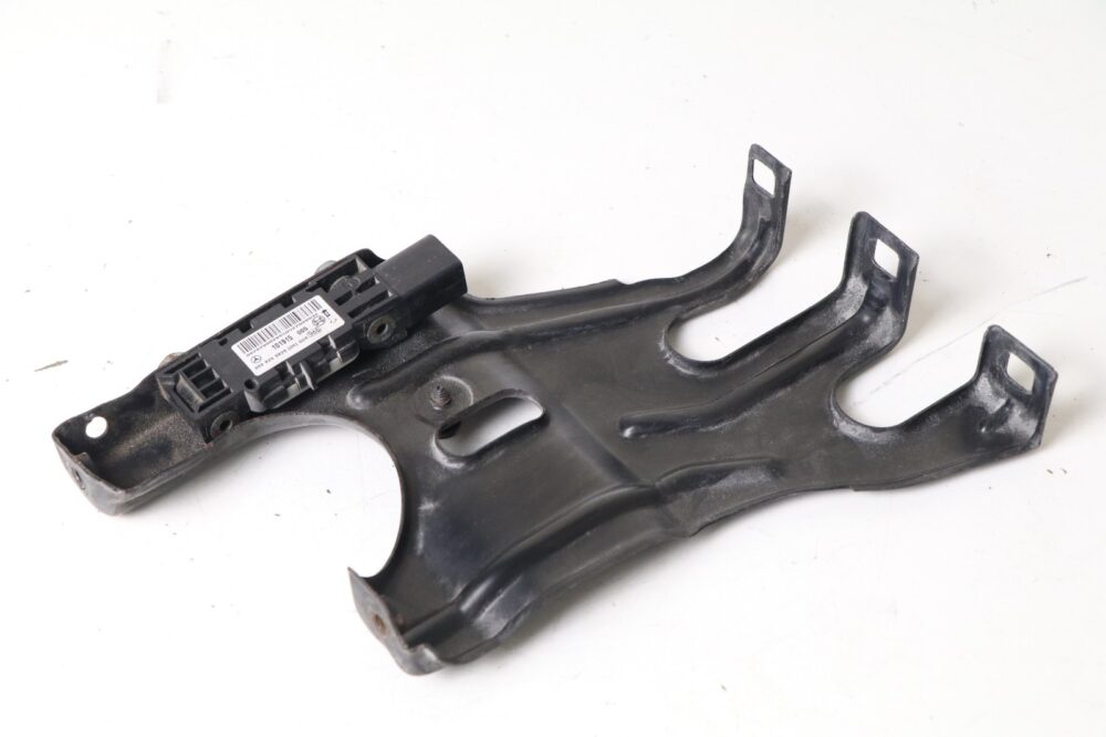 03-09 W209 Mercedes Clk350 Clk500 Clk550 Clk320 Radiator Support Bracket Left