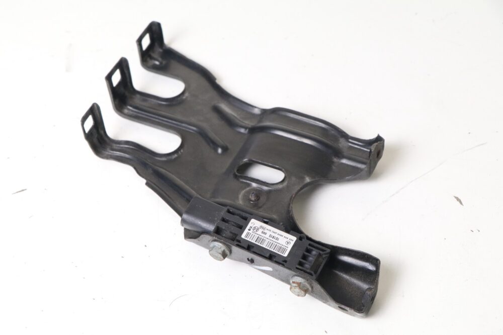 03-09 W209 Mercedes Clk350 Clk500 Clk550 Clk320 Radiator Support Bracket Left