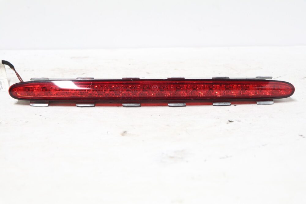 03-09 Mercedes W209 Clk350 Clk550 Rear Trunk 3rd Third Brake Stop Light Lamp OEM