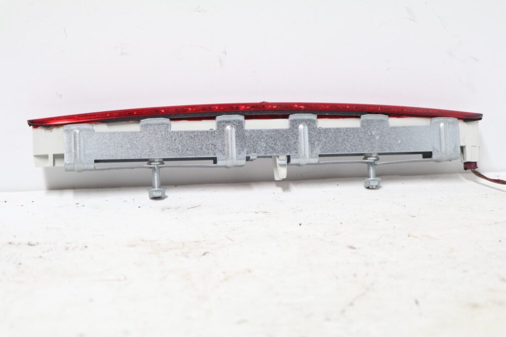 03-09 Mercedes W209 Clk350 Clk550 Rear Trunk 3rd Third Brake Stop Light Lamp OEM