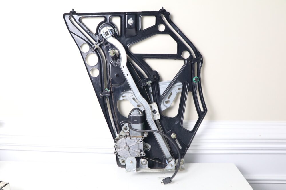 99-03 Mercedes W208 Clk430 Clk320 Clk55 Rear Right Quarter Window Regulator OEM