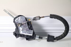 2011-2018 Porsche Cayenne - Automatic Shifter Assembly W/ Linkage 95842609310 #2