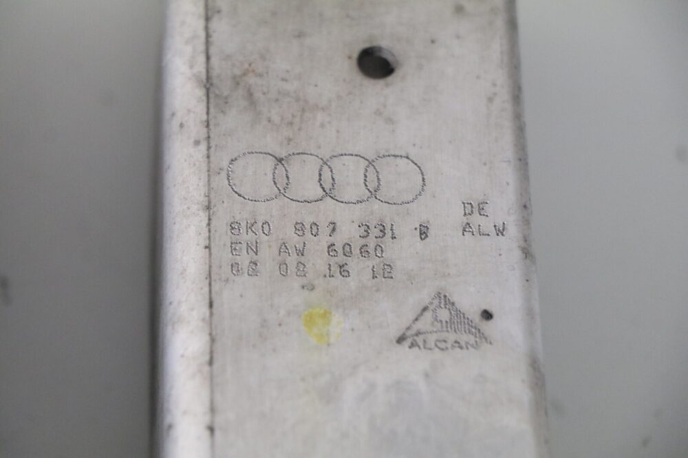 57-2339.jpg Genuine Audi A4 S4 2011 Right And Left Side Rear Energy Absorber OEM