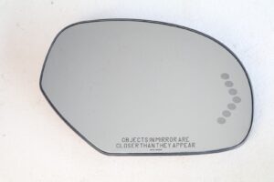 07-08 Gmc Yukon Denali Right Passenger Door Mirror Heated Turn Signal 751048 OEM