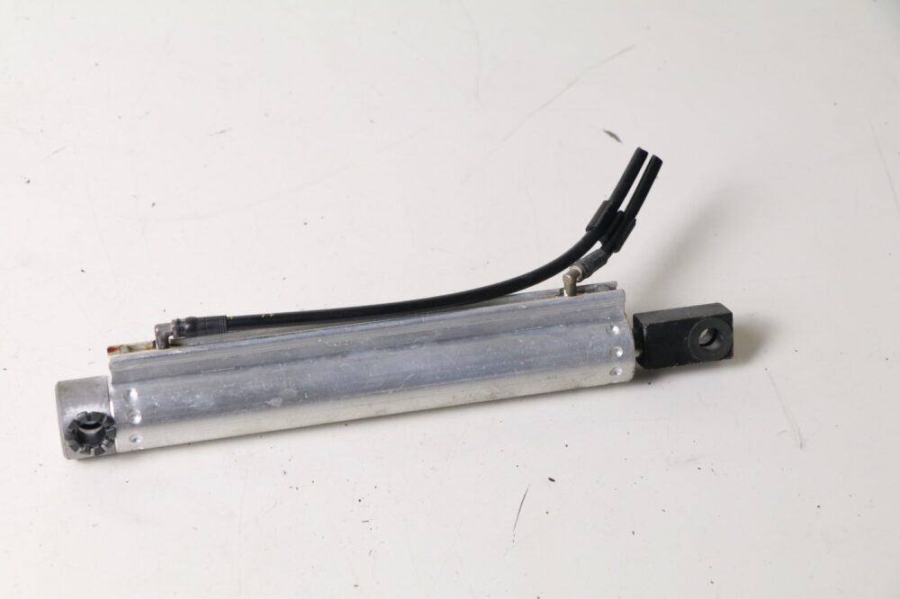 03-09 Mercedes W209 Clk350 Top Main Hydraulic Cylinder Right Passenger Side