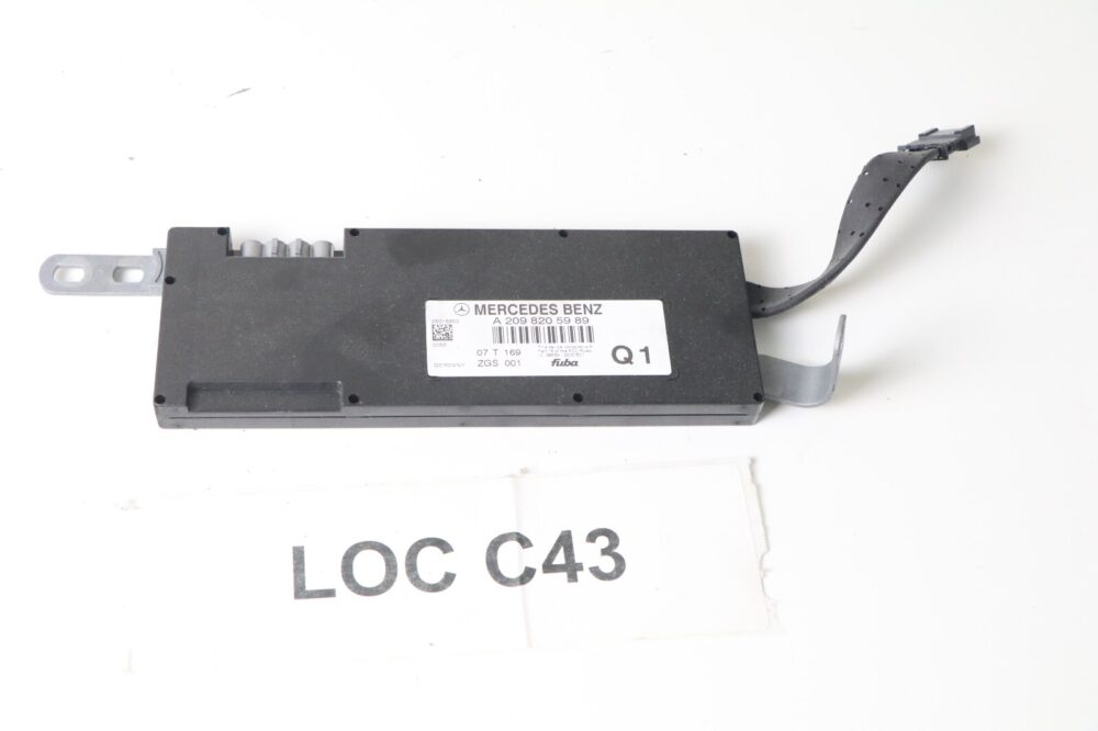 06-09 Mercedes Clk350 W209 Convertible Right Radio Key AM FM Signal Antenna Amp