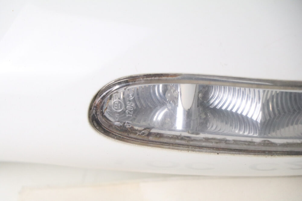 57-2978.jpg 04-09 Mercedes W209 Driver Left Side View Door Power Mirror Housing White C960