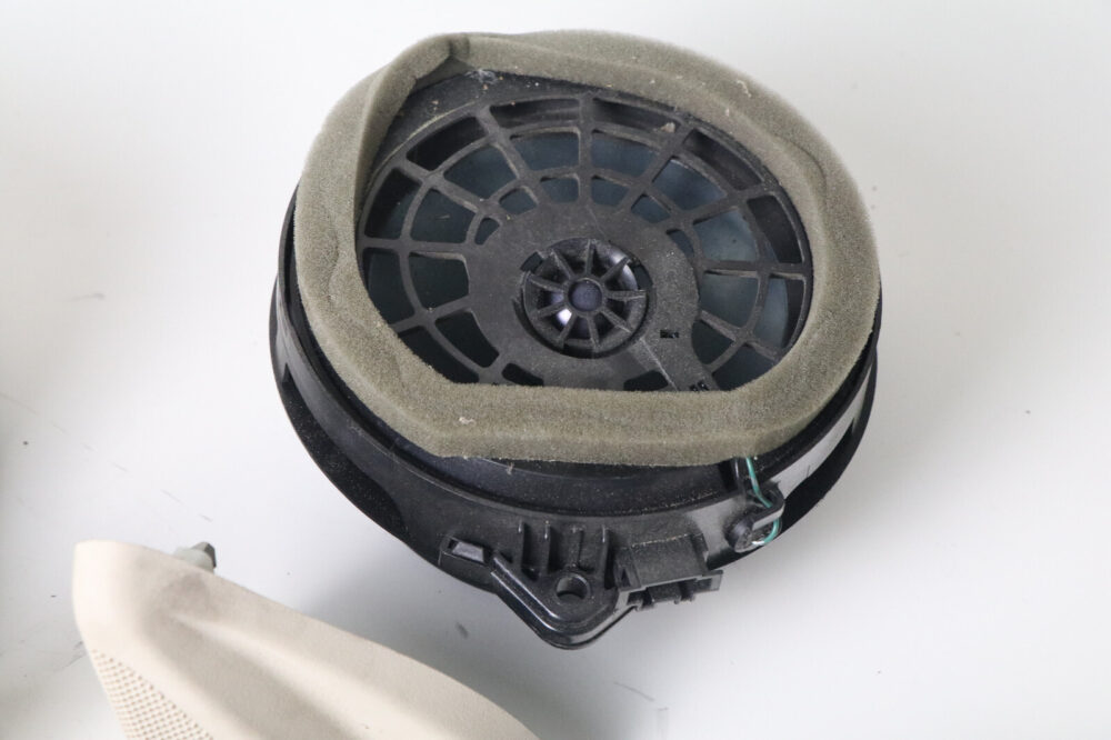 05-09 Mercedes W209 Clk350 Rh Lh Door Logic7 Audio Sound Speaker Set Of 6 Pcs Hk