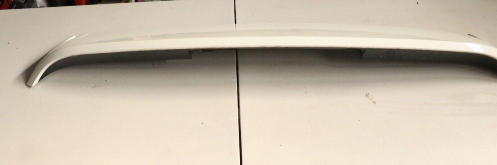 03-06 Porsche Cayenne 955 Rear Hatch Trunk Spoiler White W/o Third Brake Light