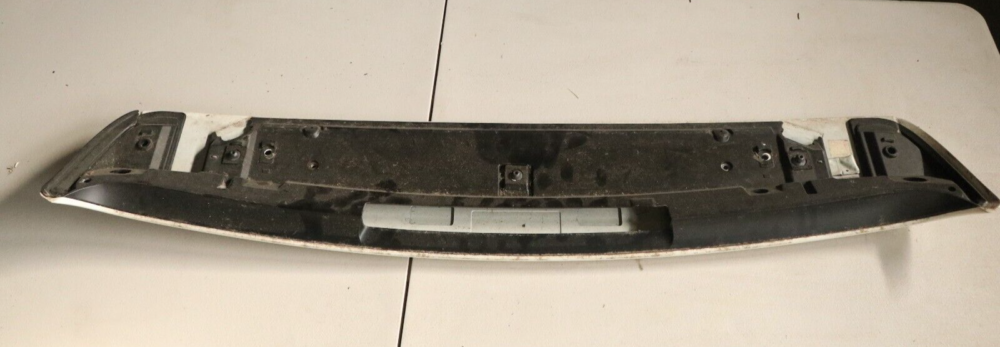 03-06 Porsche Cayenne 955 Rear Hatch Trunk Spoiler White W/o Third Brake Light