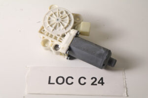 00-09 Mercedes W209 W215 Cl500 Clk500 Sl600 Front Right Window Regulator Motor