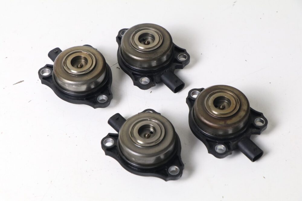 57-657.jpg Mercedes W204 C300 E350 Ml350 M272 Camshaft Adjuster Magnet Solenoid Valve OEM