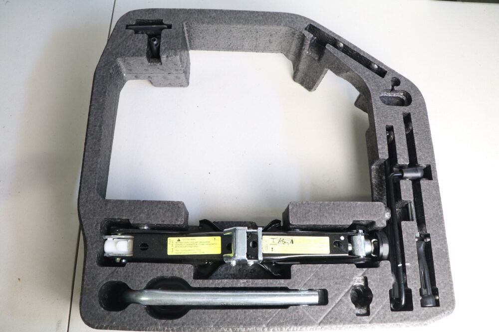 57-719.jpg 08-17 Audi B8 A4 S4 8t A5 Foam Holder Tool Kit Jack Emergency Trunk Kit OEM