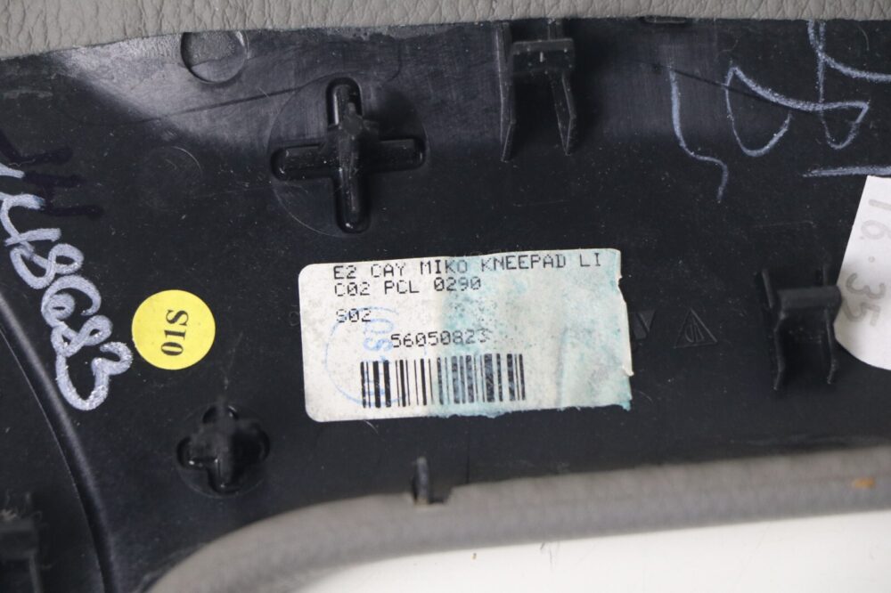11-18 Porsche Cayenne - Front Left Center Console Trim / Cover Gray OEM