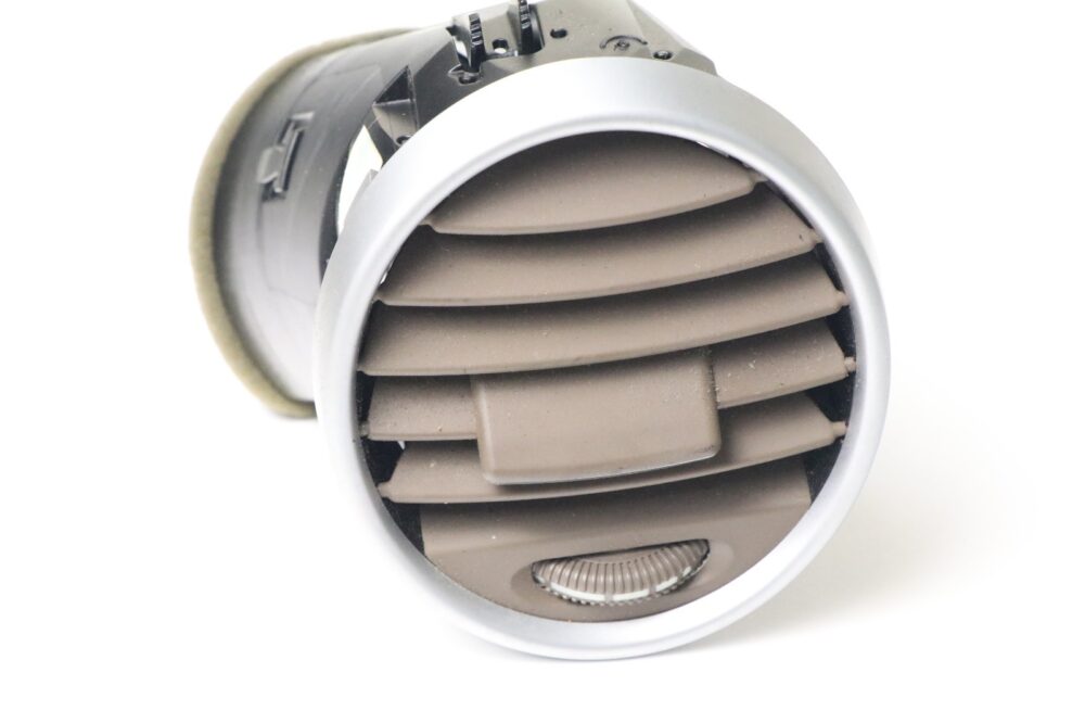 57-929.jpg Mercedes W164 X164 Dash AC Right Vent Ml350 Gl450 Ml500 Gl550 A1648302154 Beige