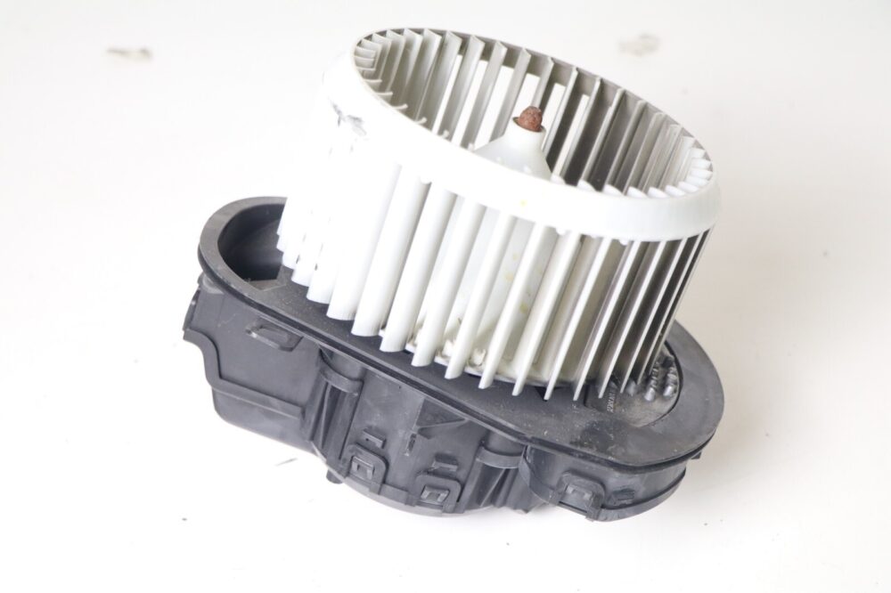 57-971.jpg 11-18 Porsche Cayenne S 958 AC A/C Heater Blower Motor Fan Resistor OEM
