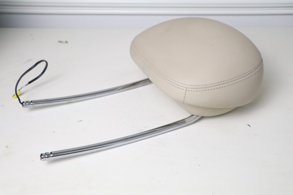 06-09 Mercedes W209 Clk350 Clk550 Active Front Seat Headrest Head Rest Beige