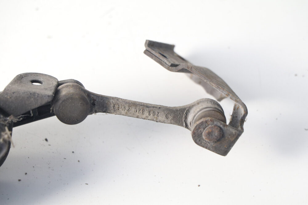 Mercedes W209 Clk350 Front Or Rear Suspension Level Hight Sensor OEM