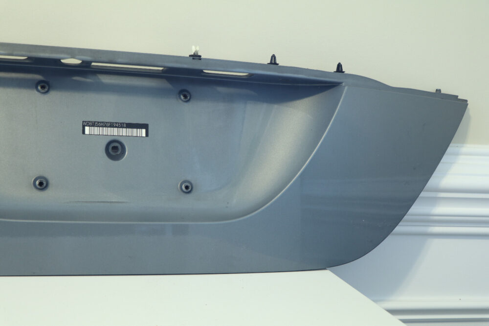 03-09 Mercedes W209 Clk500 Trunk Lid License Plate Holder C747 Granite Gray
