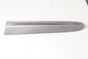 03-09 Mercedes W209 Clk-class Rear Left Quarter Exterior Trim Molding Silver