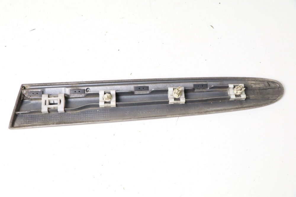 03-09 Mercedes W209 Clk-class Rear Right Quarter Exterior Trim Molding Silver