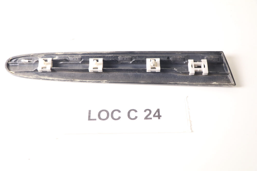 04-09 Mercedes W209 Clk-class Rear Left Quarter Exterior Trim Molding Black OEM