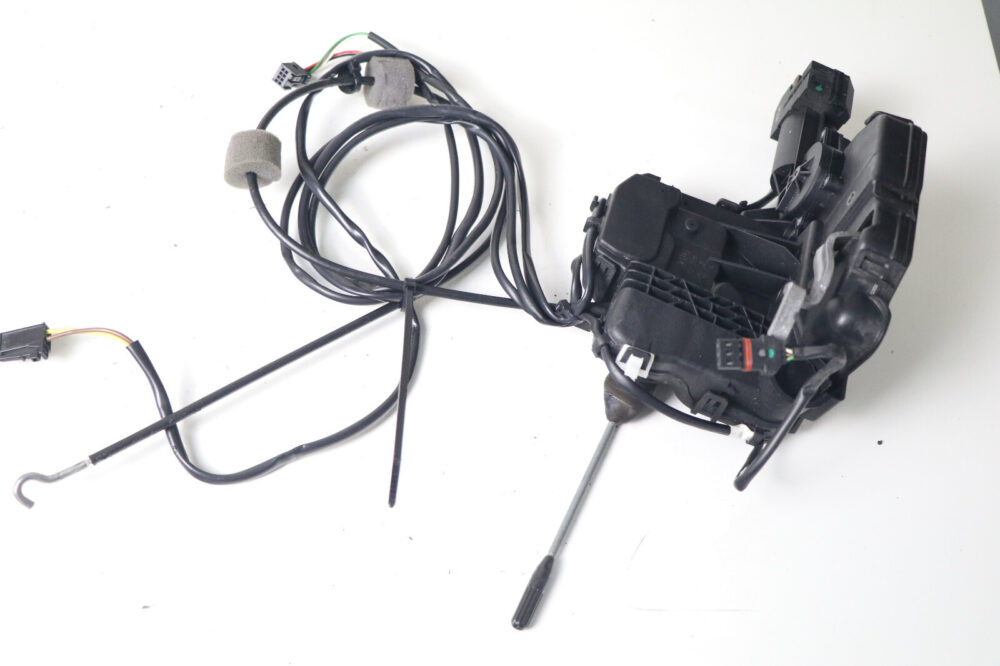 03-09 Mercedes W209 Clk320 Front Right Door Lock Latch Actuator Keyless Go