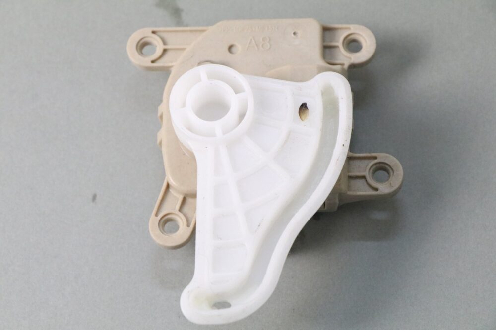 2020-2025 Hyundai Palisade HVAC Air Flap Actuator H40073-0912ac OEM
