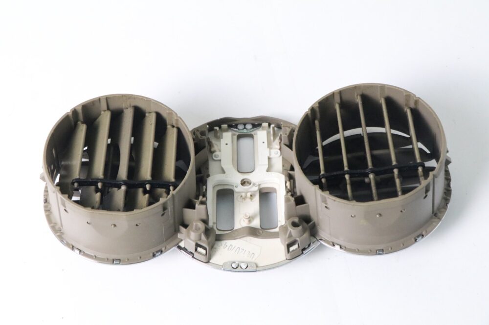 2005-2009 Mercedes Clk350 Front Center Dash A/C Air Vent Grille Beige 2098300254