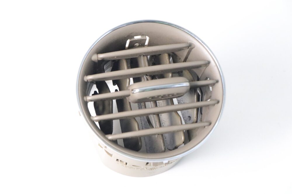 2005-2009 Mercedes Clk350 Left Or Rightdash A/C Air Vent Grille Beige 2098300154