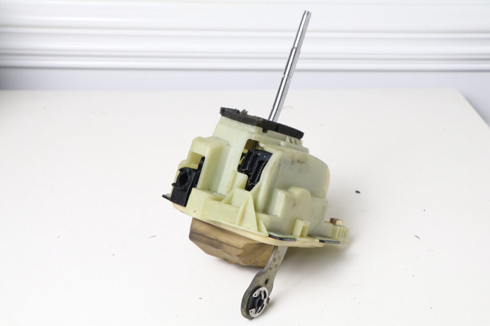 01-09 Mercedes W203 W209 Clk350 Clk320 Transmission Gear Shifter Assembly OEM #6