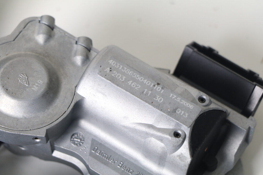 57-287.jpg Mercedes W209 Clk350 ECU ECM Engine Computer Eis Ignition Lock Switch Key Set #5