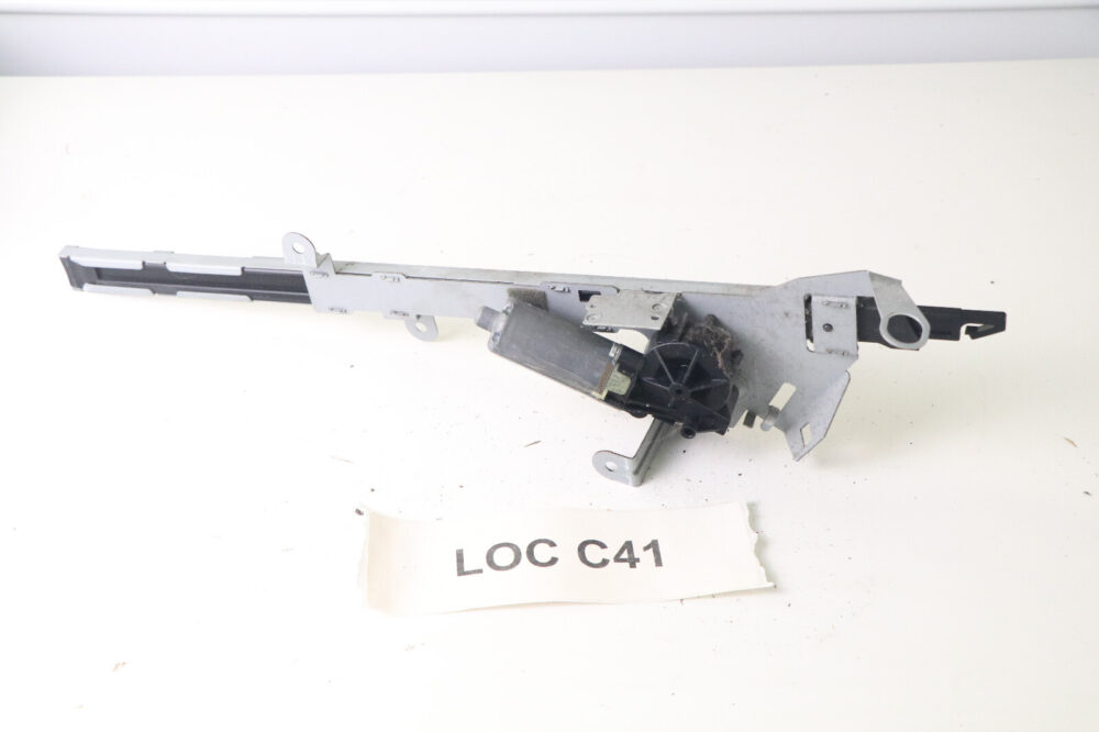 05-09 W209 Mercedes Clk550 Clk350 Front Right Passenger Side Seat Belt Feeder #2