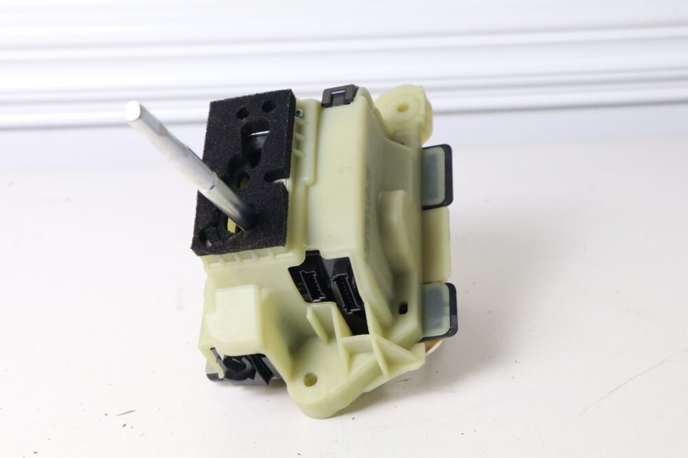 03-09 Mercedes W211 E320 E500 Transmission Shifter Assembly OEM A2112674624 OEM