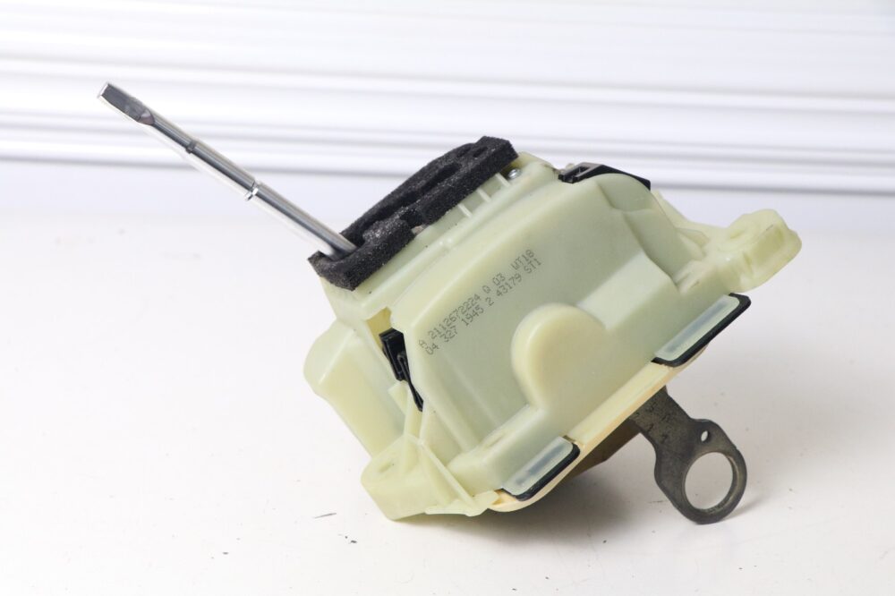 03-09 Mercedes W211 E320 E500 Transmission Shifter Assembly OEM A2112672224 OEM