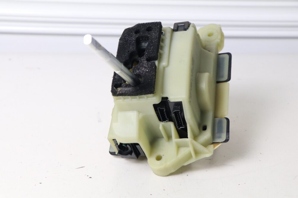 03-09 Mercedes W211 E320 E500 Transmission Shifter Assembly OEM A2112672224 OEM