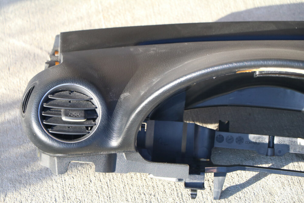 05-09 Mercedes W209 Clk350 Clk500 Dashboard Panel Assembly Dash Black OEM