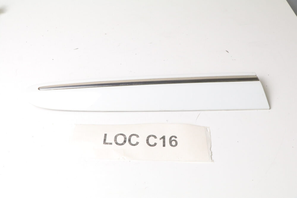 57-573.jpg 04-09 Mercedes W209 Clk-class Rear Right Quarter Exterior Trim Molding White OEM