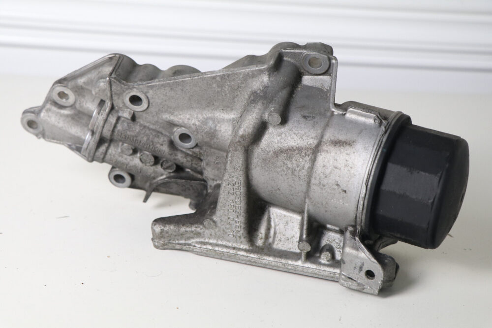 57-673.jpg Mercedes W209 Clk350 Clk550 Oil Filter Housing OEM