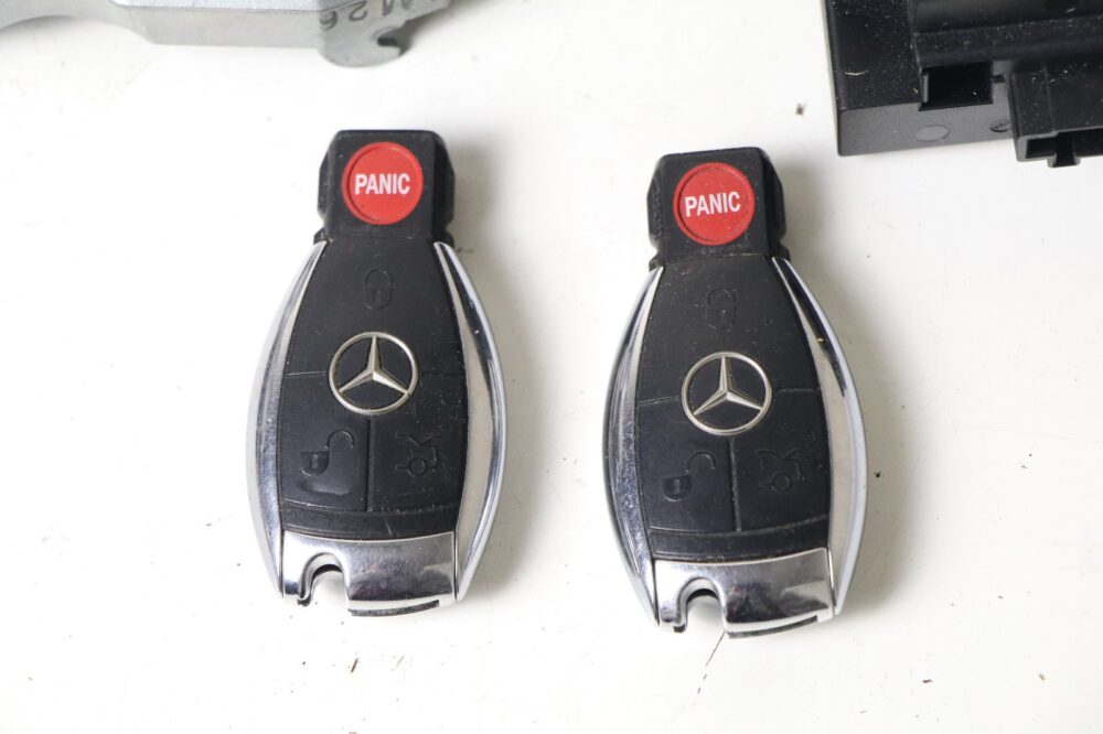 57-755.jpg Mercedes W209 Clk350 ECU ECM Engine Computer Eis Ignition Lock Switch Key Set #9